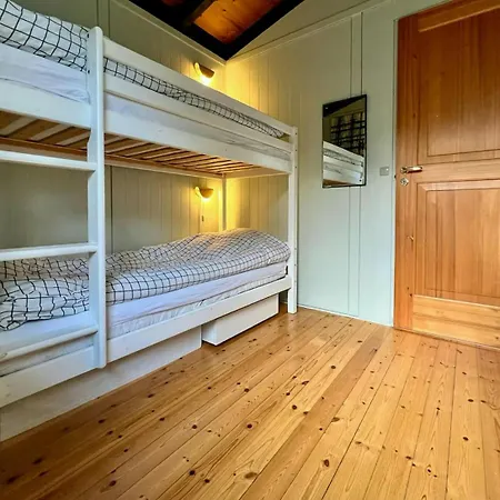 Сasa de vacaciones Family House With Sea View By Lynaes